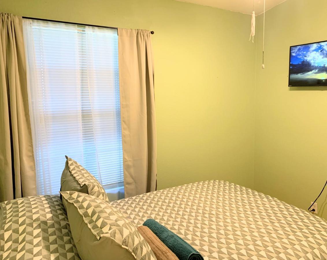 Evergreen Jolly Room With Tv هيميت المظهر الخارجي الصورة